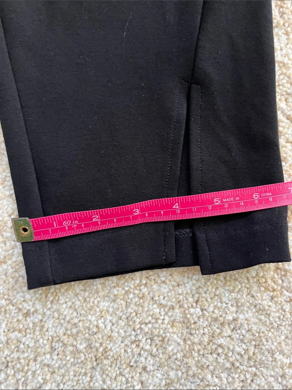 Vince Camuto size L black stretchy pants